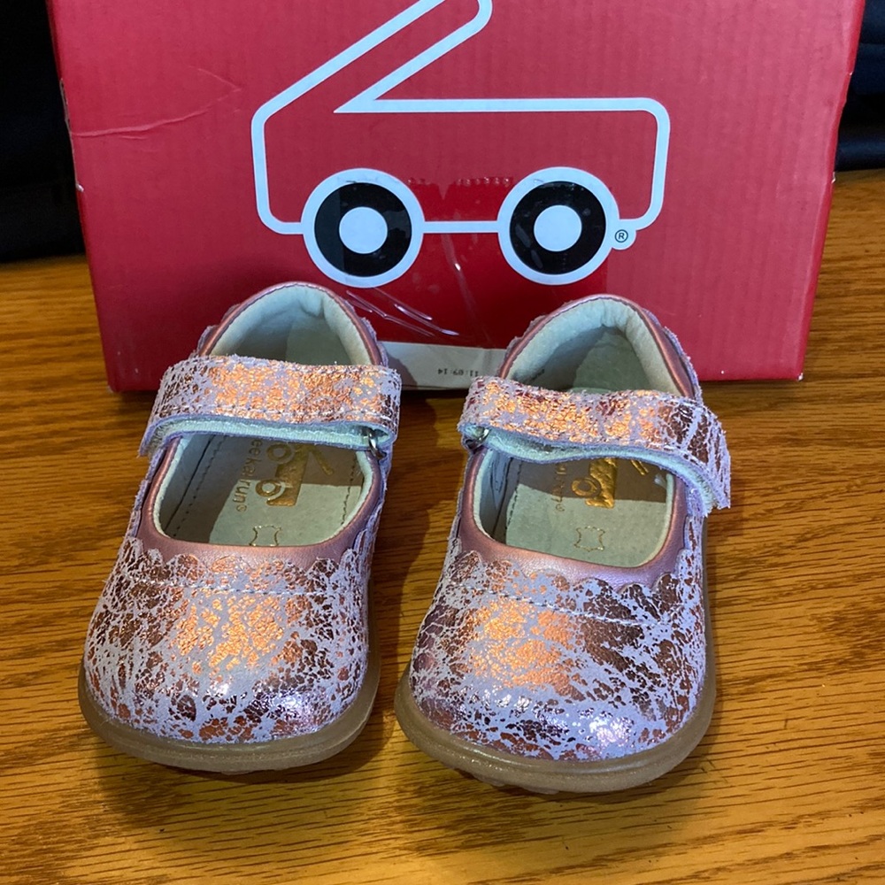 NEW, See Kai Run, metallic pink, Size 5 toddler